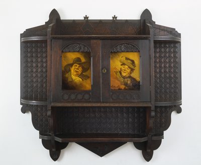 Hangende wandkast met keramische platen, c. 1890s door Benn Pitman