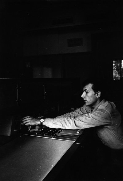  door Bernard Perrine