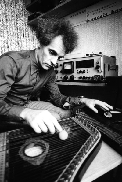  door Bernard Perrine