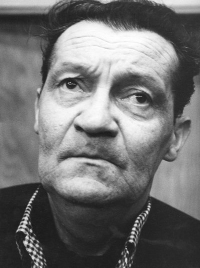  door Bernard Perrine