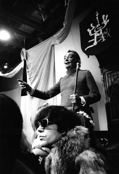  door Bernard Perrine