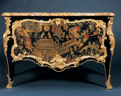 Een Louis XV commode door Bernard van Risenburgh II