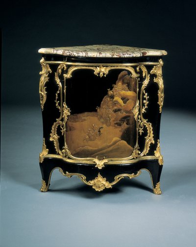 Een van een paar Louis XV encoignures, ca. 1750 door Bernard van Risenburgh II