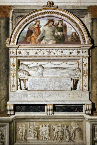 Grafmonument ter ere van Giovanni Basso della Rovere (1403-1483) - Boven: 