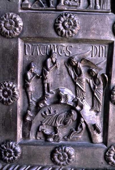 Paneel met de geboorte van Christus van de Porta di S. Ranieri van het zuidelijke transept door Bonannus of Pisa