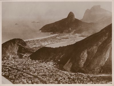 Luchtfoto van Rio de Janeiro (z/w foto) door Brazilian Photographer