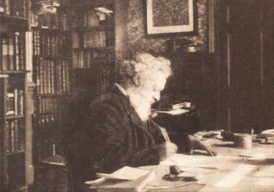 William Morris in zijn bibliotheek in Kelmscott House, Hammersmith door British Photographer