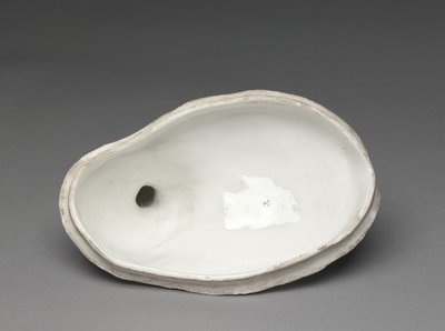 Hen en Kuikens Terrine, Chelsea Porselein Fabriek, ca. 1755 door British School