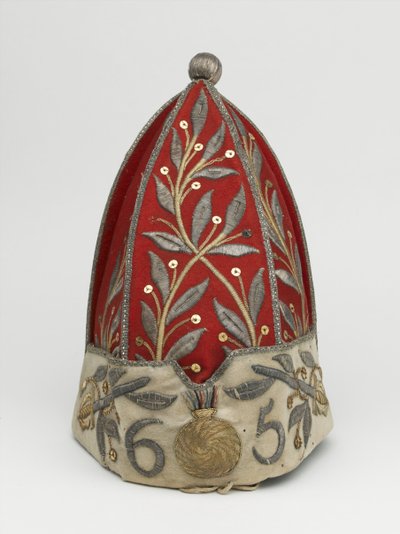 Grenadiersmuts van een officier, 65e Regiment of Foot, circa 1758 door British School