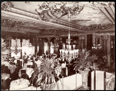 Een eetkamer in het Hotel Savoy, ca. 1895-96 door Byron Company