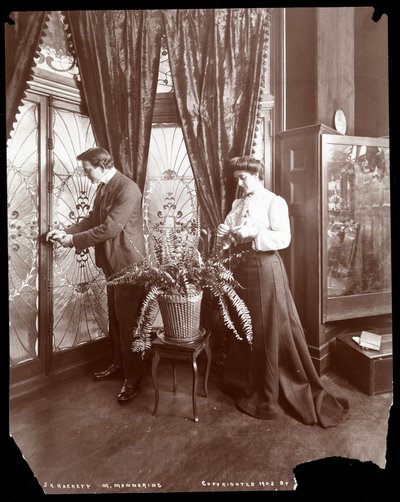 James K. Hackett en Echtgenote (Mary Mannering) Thuis, c.1902 (zilveren gelatin afdruk) door Byron Company