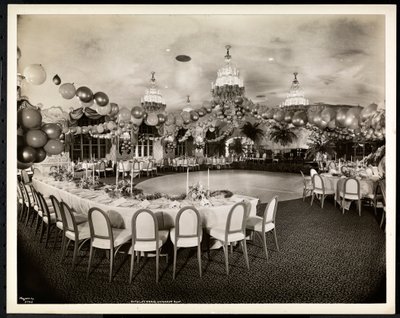 Het Weense Dak bij het Hotel St. Regis, 1937 door Byron Company