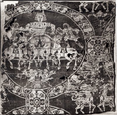 Strijder, uit de schat van Aken (zijde textiel) door Byzantine School