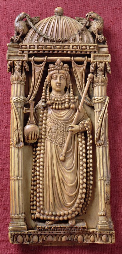 Reliëfbeeld van een keizerin, ca.500 AD door Byzantine School