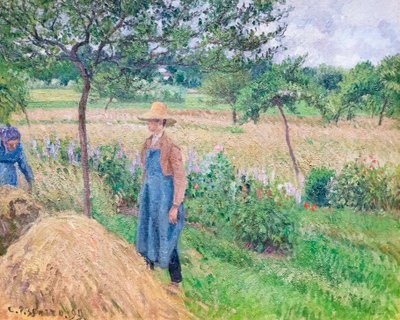 Tuinman bij een hooiberg, bewolkte lucht, Eragny door Camille Pissarro