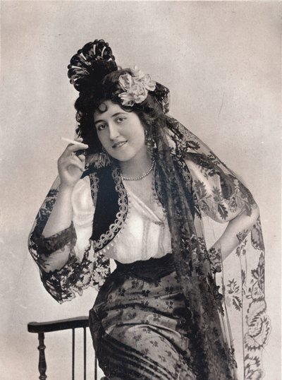 Miss Rita Jolivet door Campbell and Gray