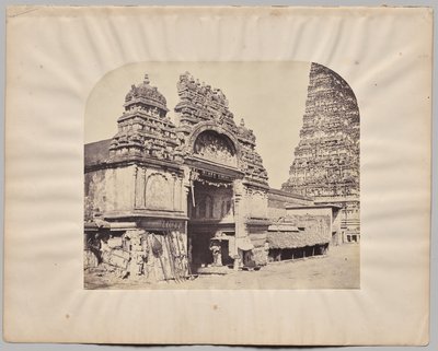 Ingang van de Minakshi Sundareshvara-tempel, Madurai door Captain Linnaeus Tripe