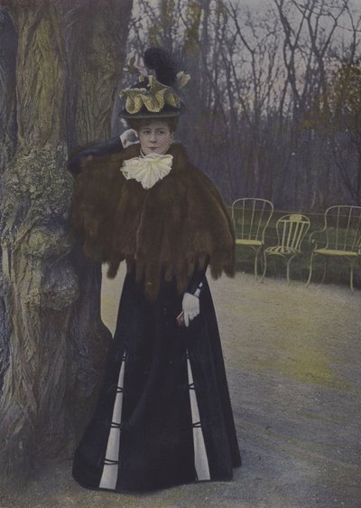 Vrouw in een park in Parijs door Carle de Mazibourg