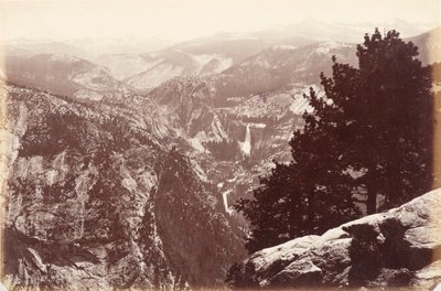 Vernal en Nevada Falls vanaf Glacier Point door Carleton E. Watkins