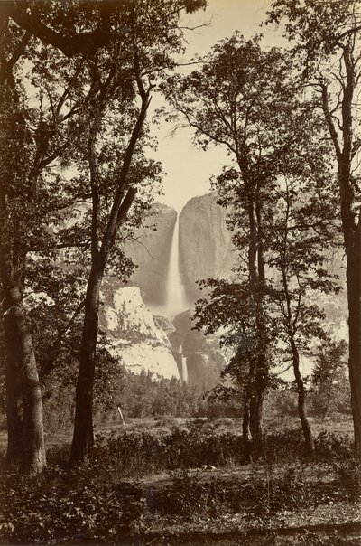Yosemite Falls, 2634 ft. door Carleton E. Watkins