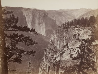 Eerste aanblik van de Yosemite-vallei vanaf het Mariposa-pad, 1865-66 door Carleton E. Watkins