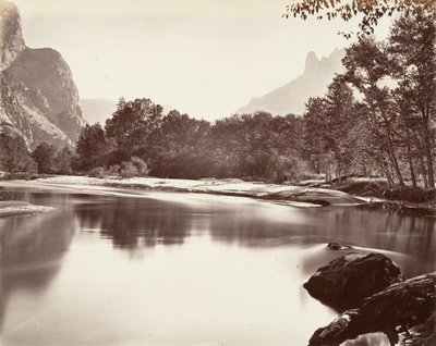 Kijkend naar Yosemite Valley, ca. 1872, gedrukt ca. 1876 door Carleton Emmons Watkins