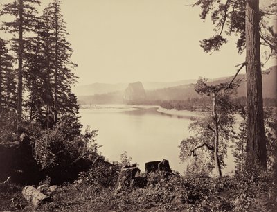 Castle Rock, Columbia River door Carleton Watkins