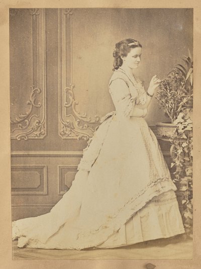 [Elisabeth van Wied, koningin van Roemenië]. door Carol Szathmari