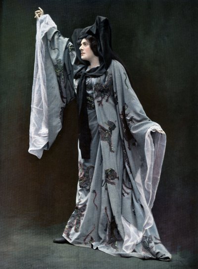 Operazangeres Meyriane Heglon (1867-1942) als Lilith in opera "Le fils de l
