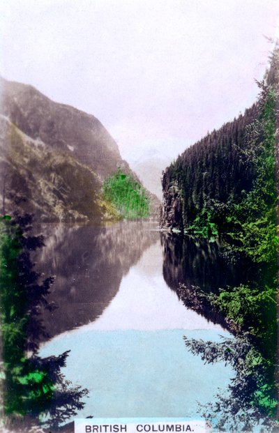 Kustscène, British Columbia, Canada, ca. 1920s door Cavenders Ltd