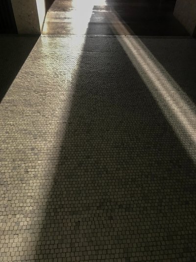 Compositie - Licht, 2021 (foto) door Cécile Jamet