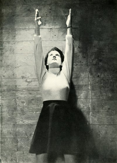 Lichamelijke opvoedingsinstructeur, ca. 1943 door Cecil Beaton