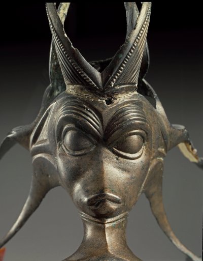 Keltische kunst: decoratief element van een bronzen kruik in de vorm van een fantastisch wezen. 3e eeuw v.Chr. Uit Brno Malomerice (Moravië). Brno, Moravisch Museum door Celtic