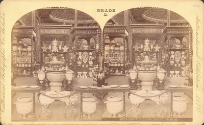 Uitzicht op het Chinese Hof, Hoofdgebouw, Centennial Exhibition, Philadelphia door Centennial Photographic Co.