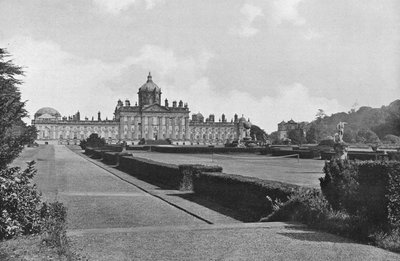 Castle Howard vanuit het zuiden door Charles Latham