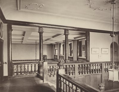 Farnham Castle, Kent, de Traplanding door Charles Latham