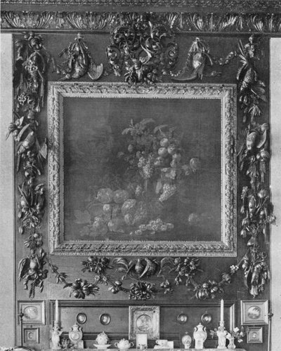 Gibbons houtsnijwerk in de salon door Charles Latham