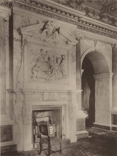 Houghton, Norfolk, Schoorsteenstuk in de Eetkamer door Charles Latham