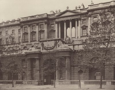 Somerset House, Waterpoort door Charles Latham