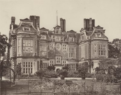 Swateley Hall, Uxbridge, de Tuingevel door Charles Latham