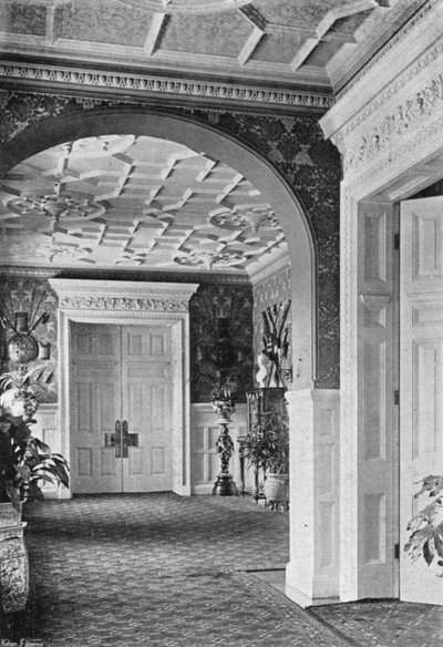 De Balzaal Gang door Charles Latham