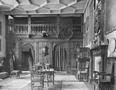 De galerijhal door Charles Latham