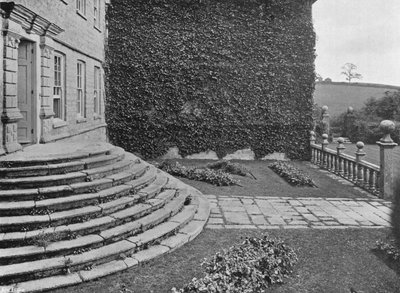 De tuincourt door Charles Latham