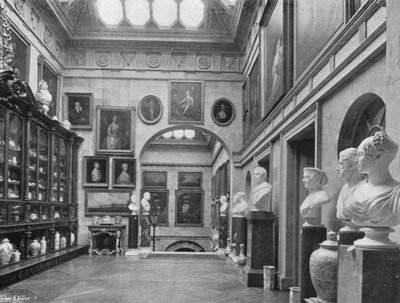 De Lobby door Charles Latham