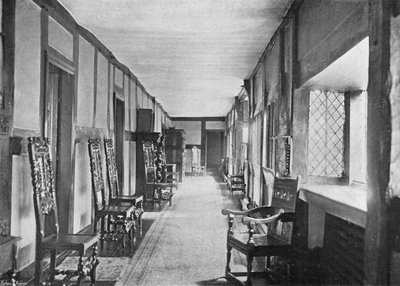 De Noordoostelijke Galerij door Charles Latham