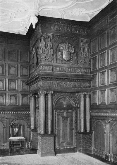 The Red Lodge. Interne Portiek in de Salon door Charles Latham