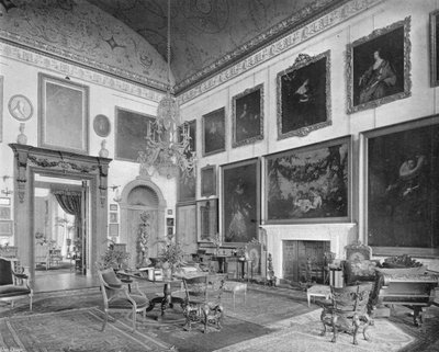 De Salon door Charles Latham