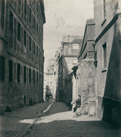 Rue Chartière impasse Chartière de la rue de Reims door Charles Marville