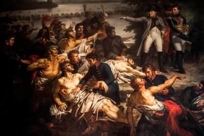 Napoleon bezoekt de gewonde soldaten op het eiland Lobau door Charles Meynier