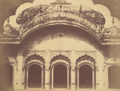 Exterieur van de Kristallen Troon in de Dewan-i-Khas door Charles Moravia